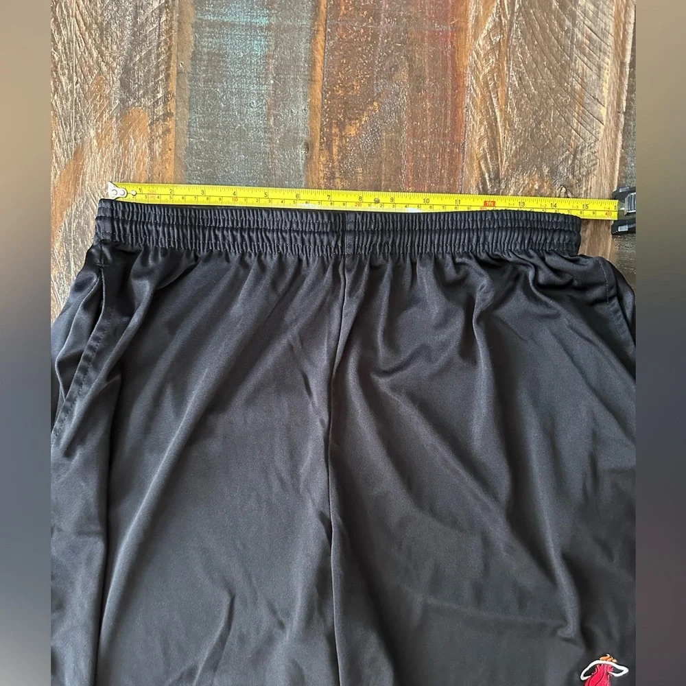 Pro Mark Men’s XXL Black Miami Heat Basketball Shorts